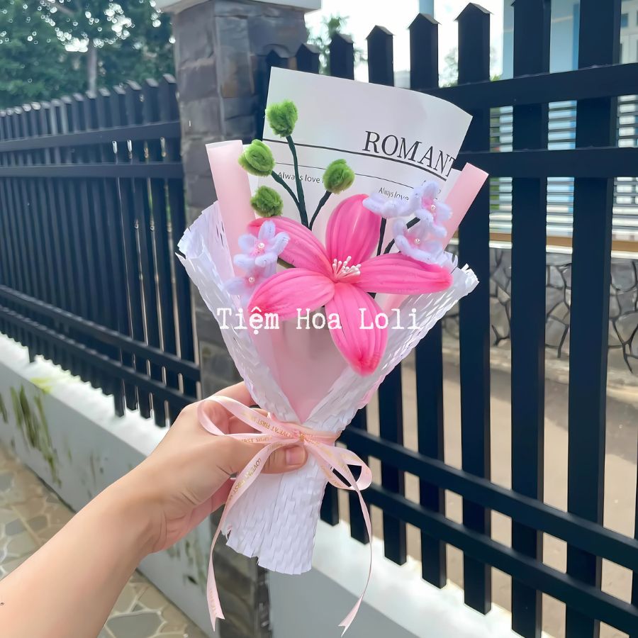 Bó hoa ly kẽm nhung nhiều màu cực xinh dành tặng cho người thân yêu