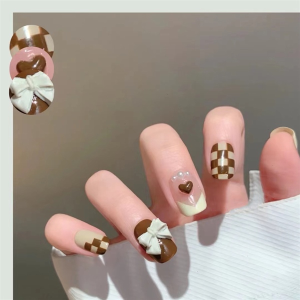 Nail Box màu tone Hàn Quốc kẻ vuông thiết kế số đo tay