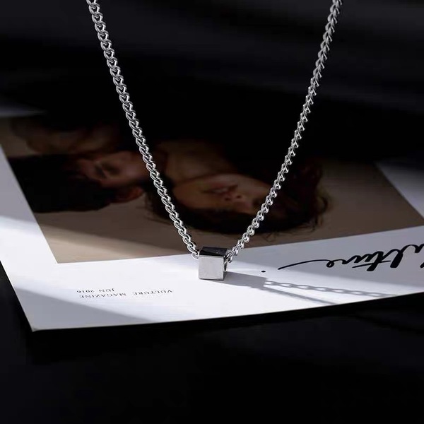 Dây chuyền khối vuông