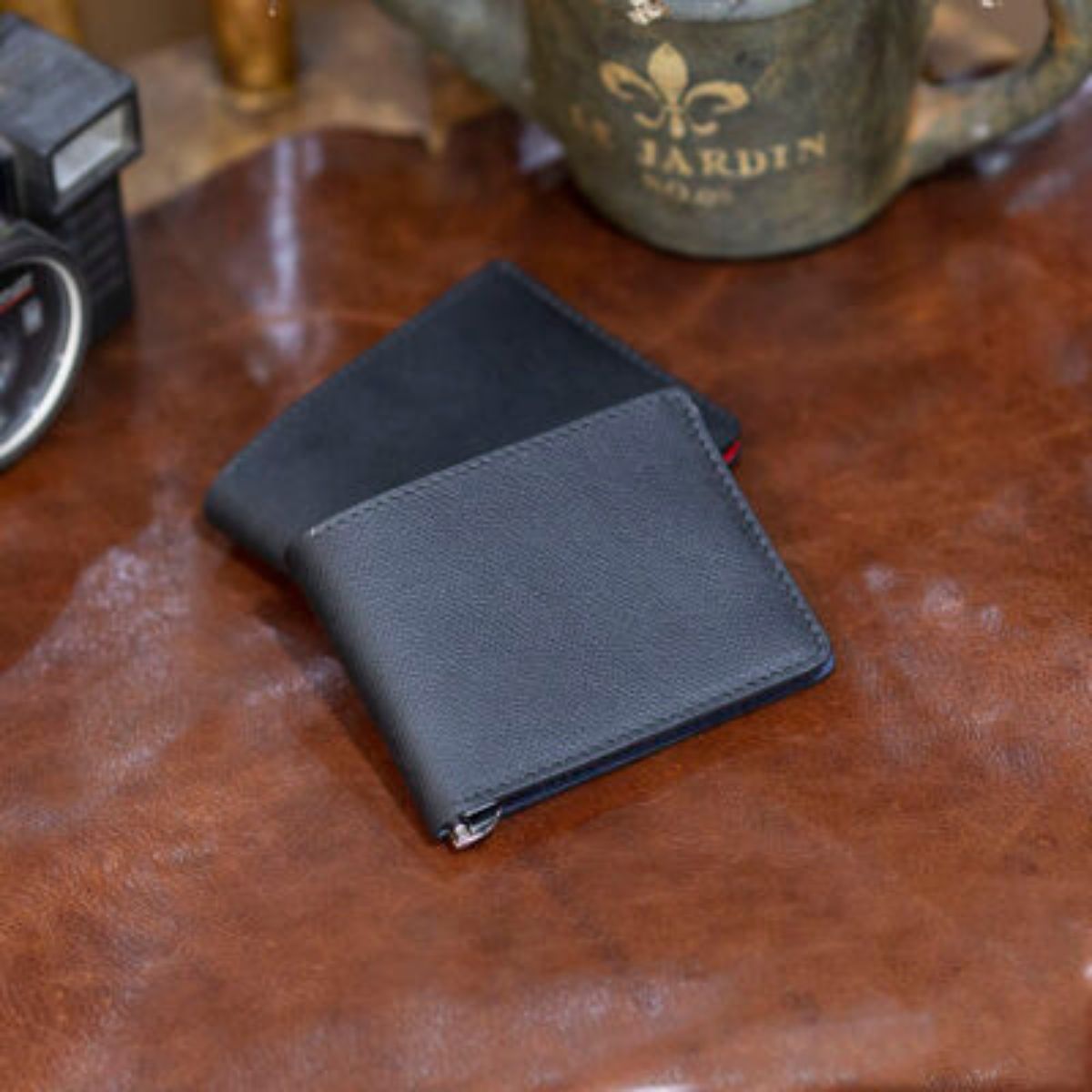 Ví da nam kẹp tiền