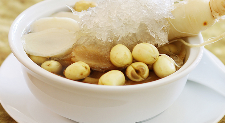 Yến chưng nhân sâm hạt sen