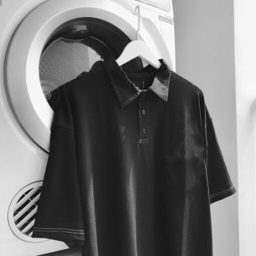 Áo Polo đen form rộng The Dino5