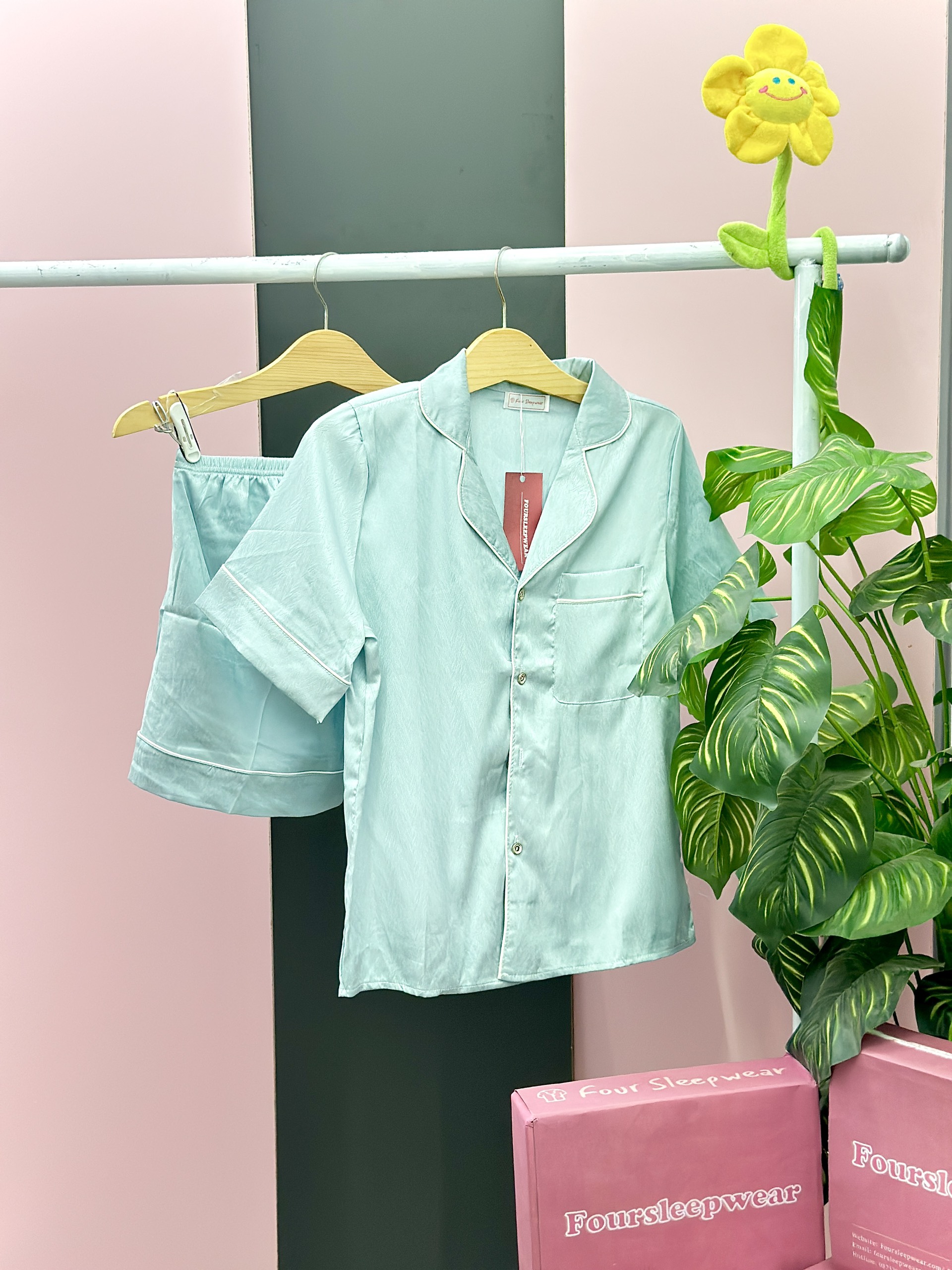 Bộ Pijama Lụa Xước Trơn Xanh