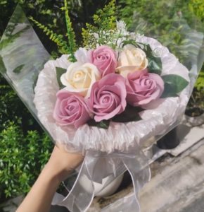 Bó Hoa Sáp Hồng Và Trắng 6 Bông HanaFlower