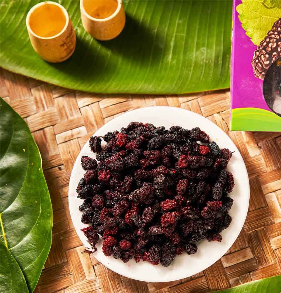 Dâu tằm sấy Đà Lạt - ăn vặt ngon, tốt cho sức khỏe