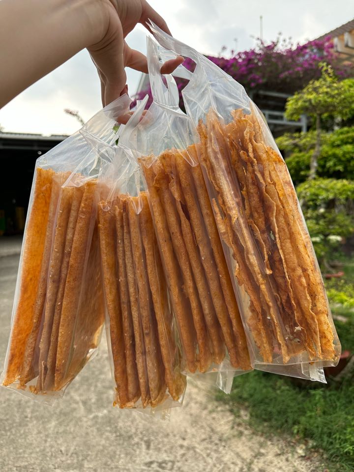 Bánh tráng mắm ruốc