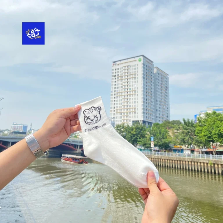 Tất Vớ Trắng Cổ Trung Hoạ Tiết Gấu