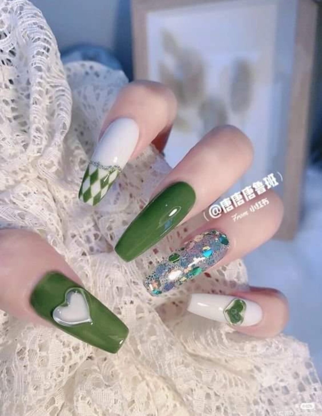 Nail Box thiết kệ theo yêu cầu - Bộ 10 móng kèm keo dán