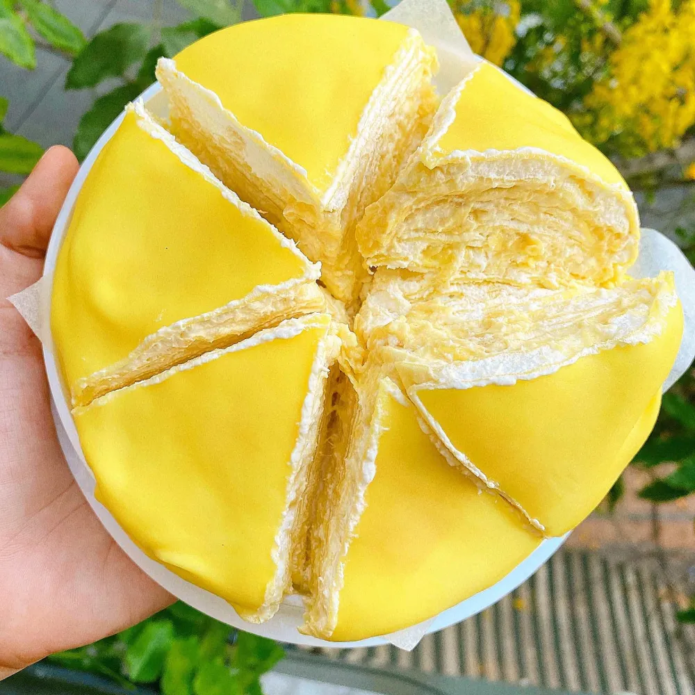 bánh crepe sầu riêng ngàn lớp