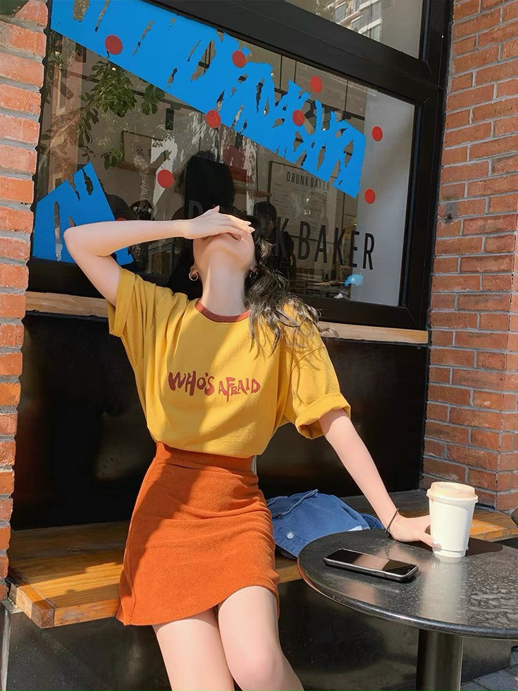 SET PULL NÂU CỔ TRÒN IN CHỮ + CHÂN VÁY