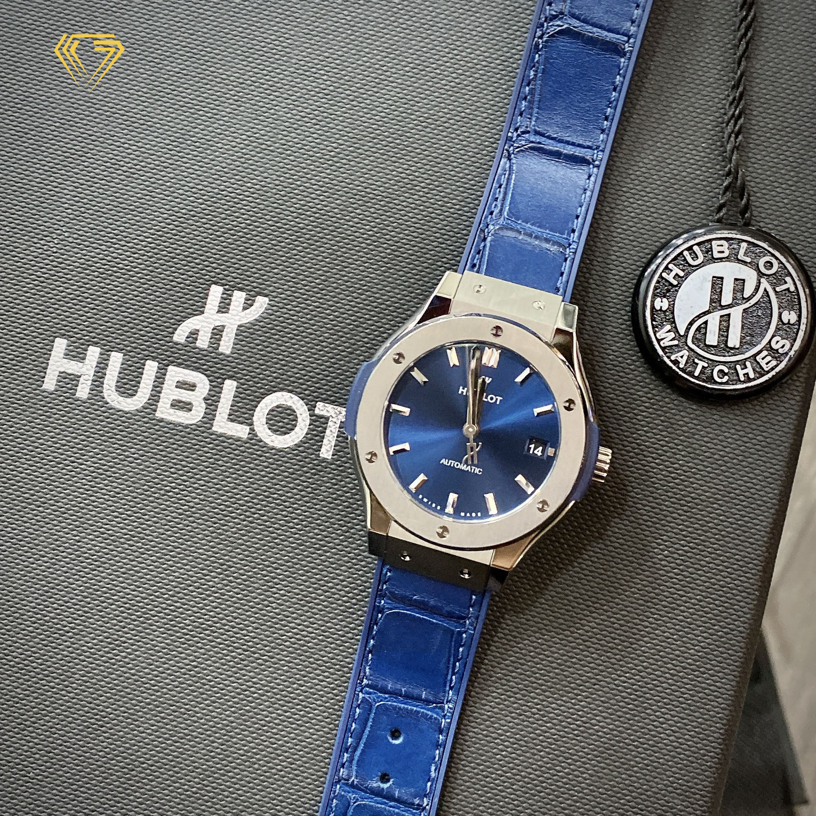 Hublot Classic Fusion Titanium Navy 42mm