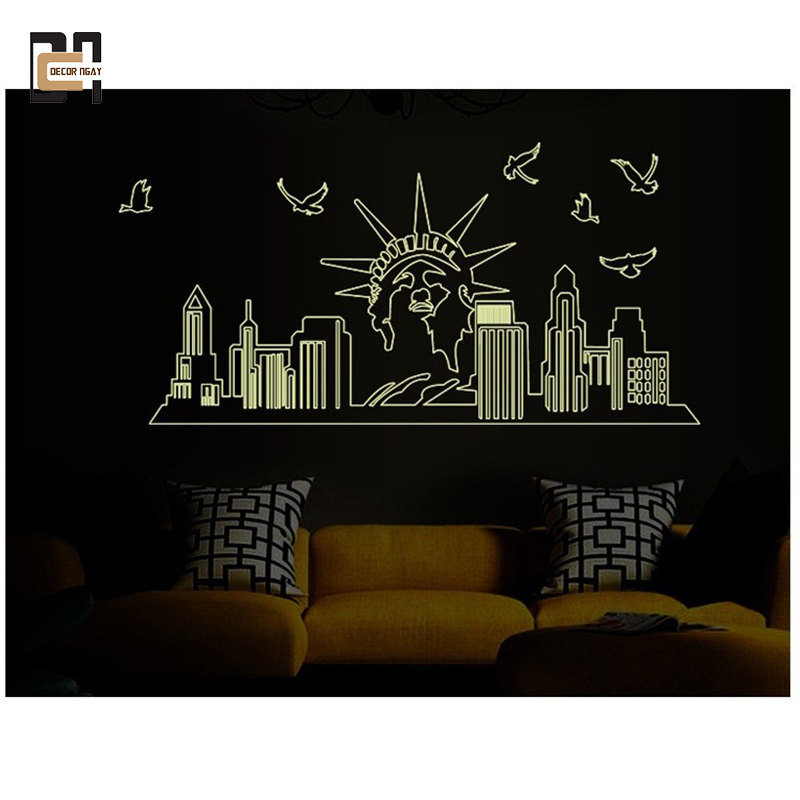 Decal dán tường Dạ quang New York dán trang trí phòng ngủ tại Hồ Chí Minh