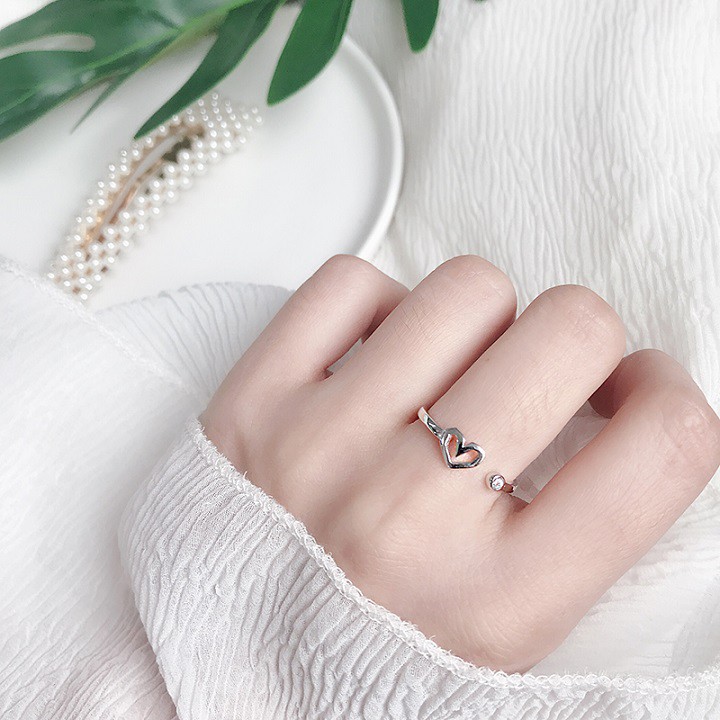 Nhẫn kim loại trái tim