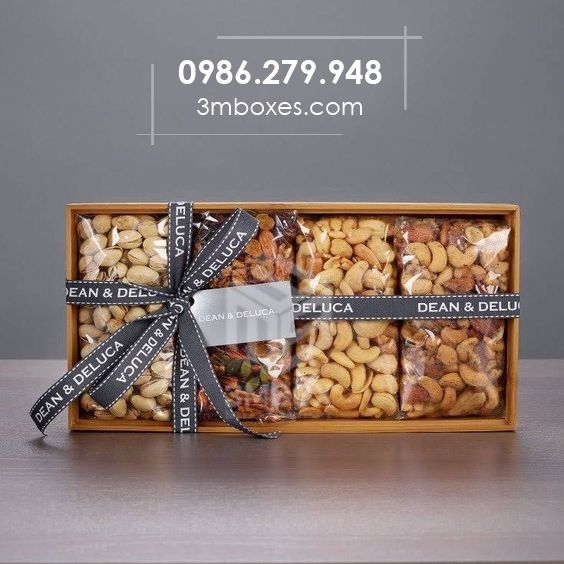 Giỏ quà bánh kẹo Tết ăn vặt