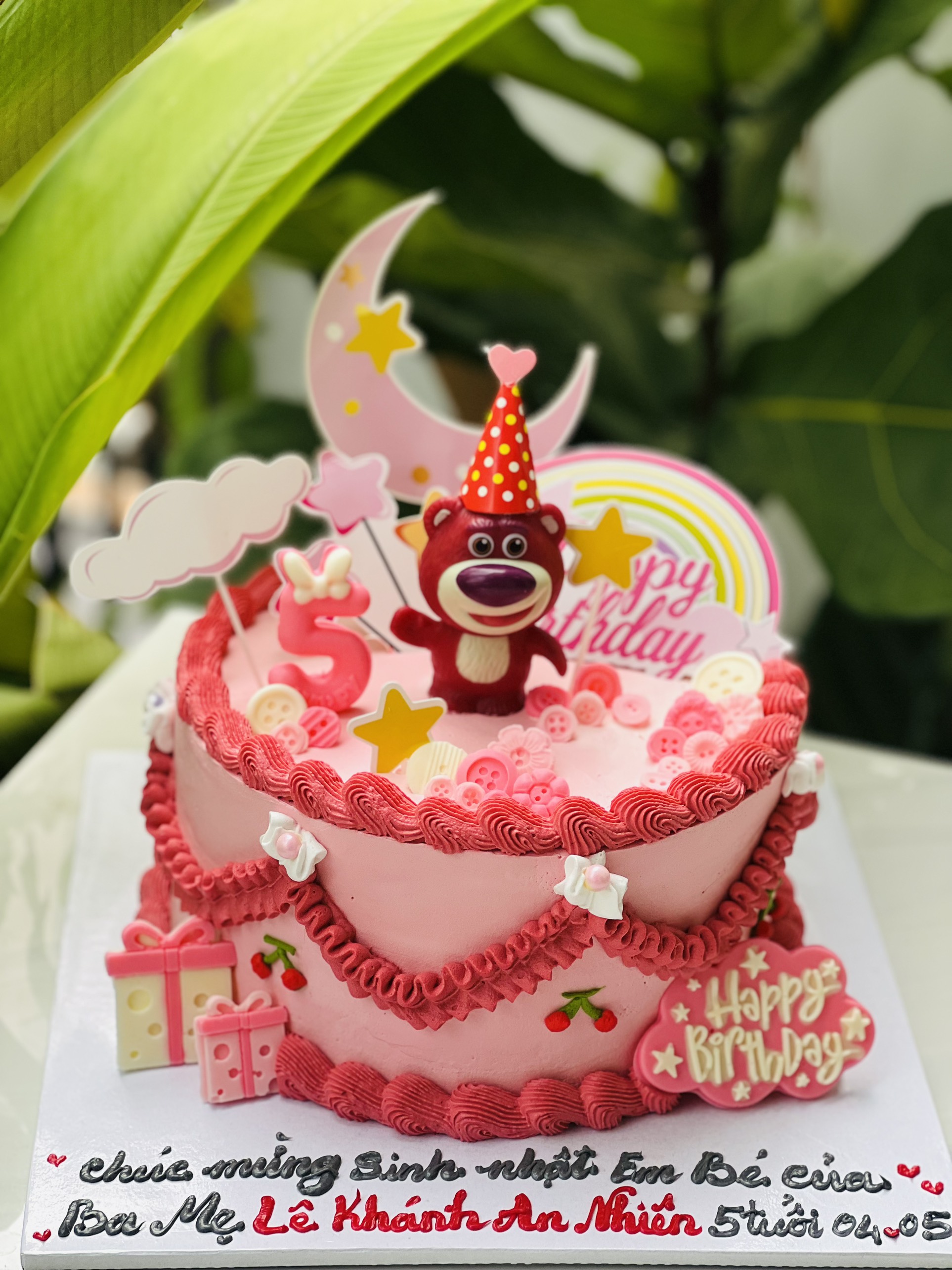 Bánh Kem Gấu Dâu